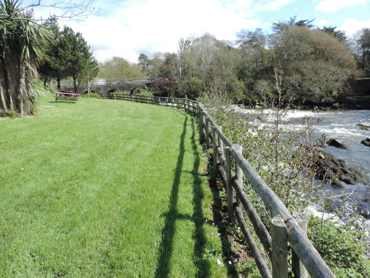 Ouvane Falls Inn Ballylickey Eksteriør billede